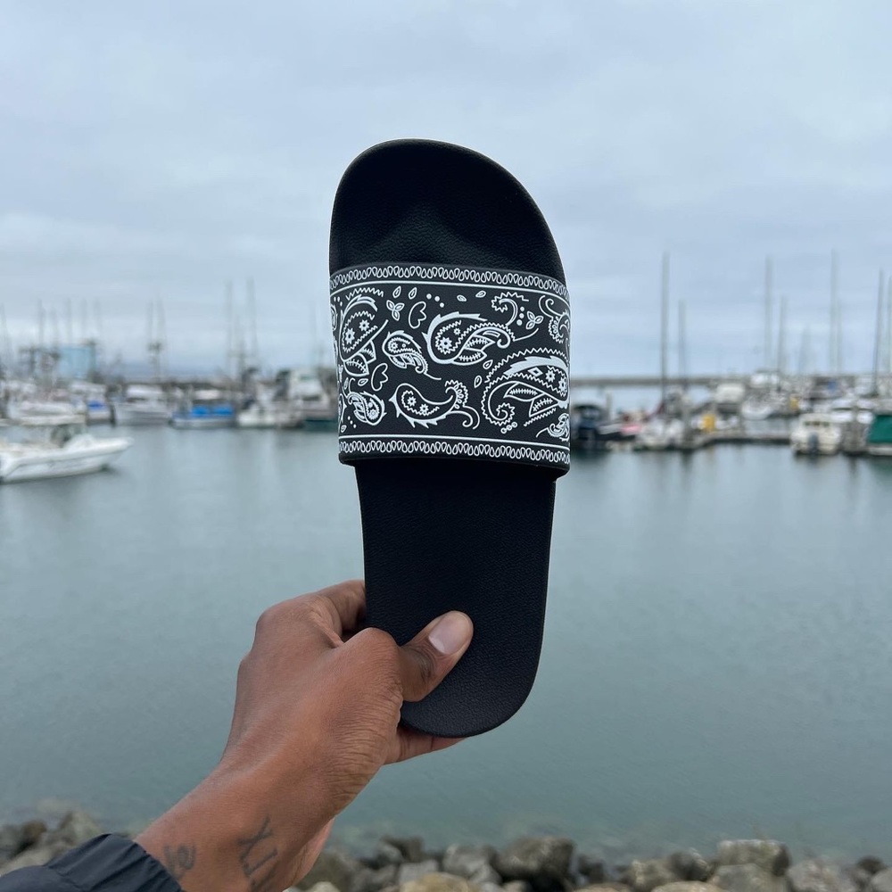 Black Bandana Paisley Slides